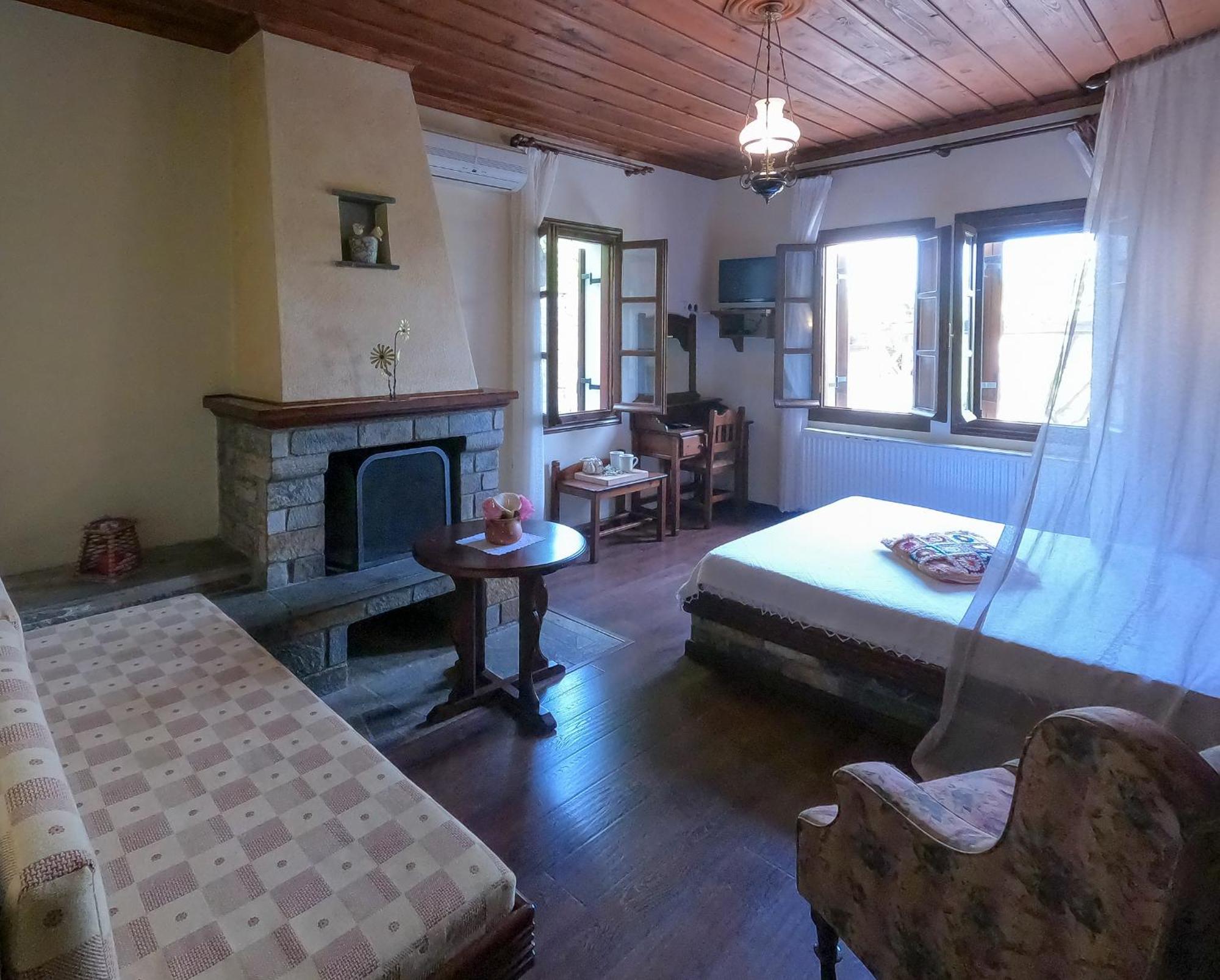 Amalthia Traditional Guesthouse Цагарада Номер фото